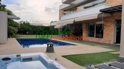 moderna casa en venta conjunto trinitarios floridablanca