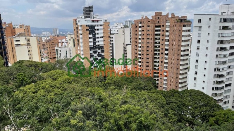 APARTAMENTO EN VENTA EDIFICIO OLYMPUS CABECERA