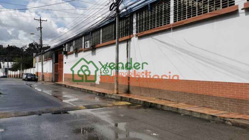 BODEGA EN VENTA ZONA INDUSTRIAL VIA GIRON - BUCARAMANGA