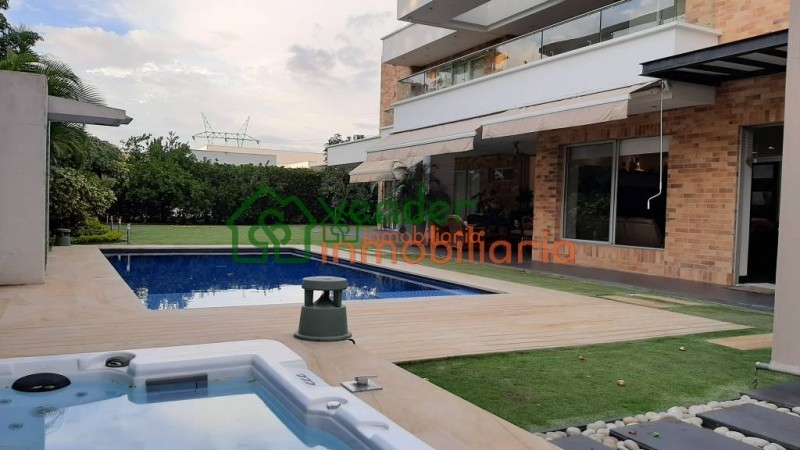 moderna casa en venta conjunto trinitarios floridablanca