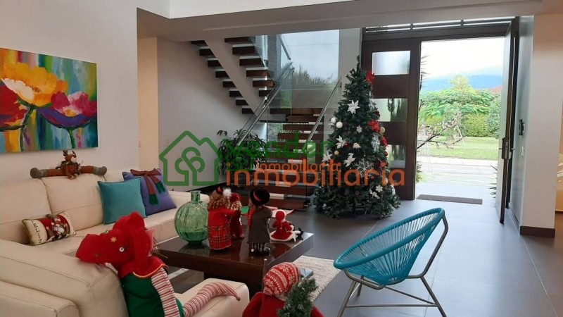 moderna casa en venta conjunto trinitarios floridablanca