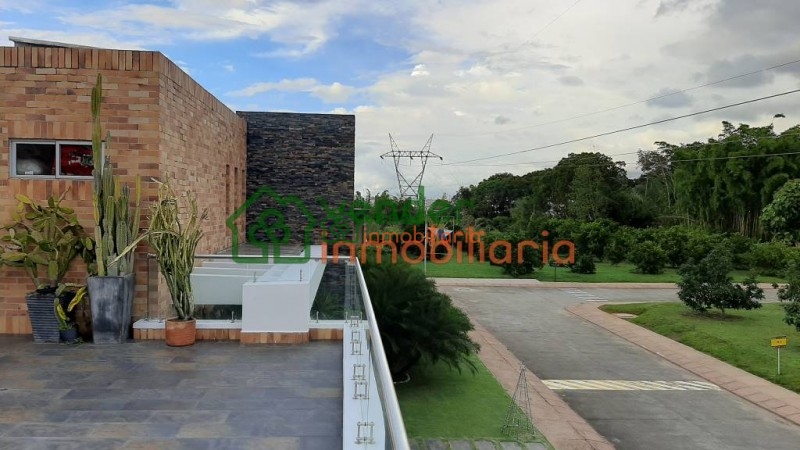 moderna casa en venta conjunto trinitarios floridablanca